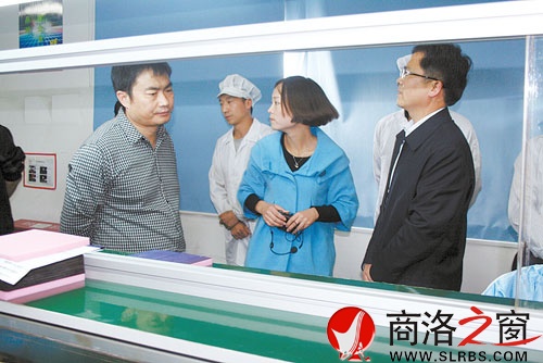 商丹園區(qū)黨工委副書記、管委會常務(wù)副主任崔孝栓檢查指導(dǎo)工作